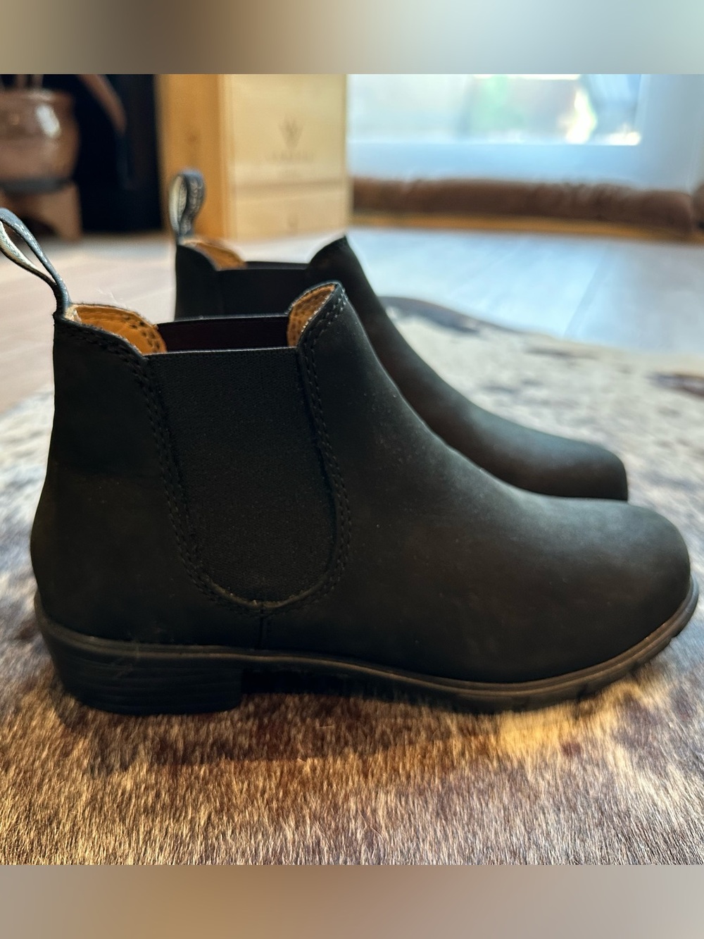 Blundstone, women’s short black pull on boot